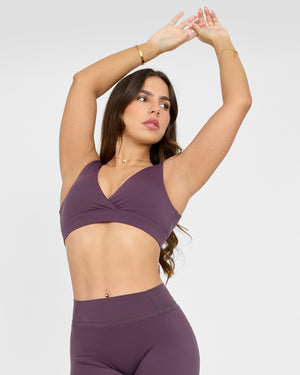 Sujetador deportivo Legacy Ultimate con cuello en V