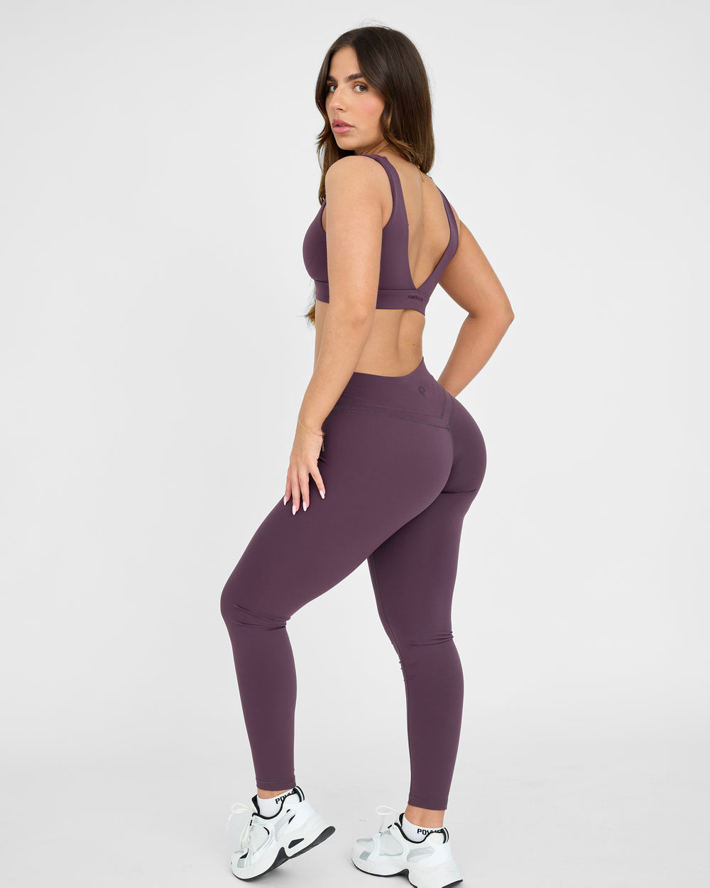 Sujetador deportivo Legacy Ultimate con cuello en V