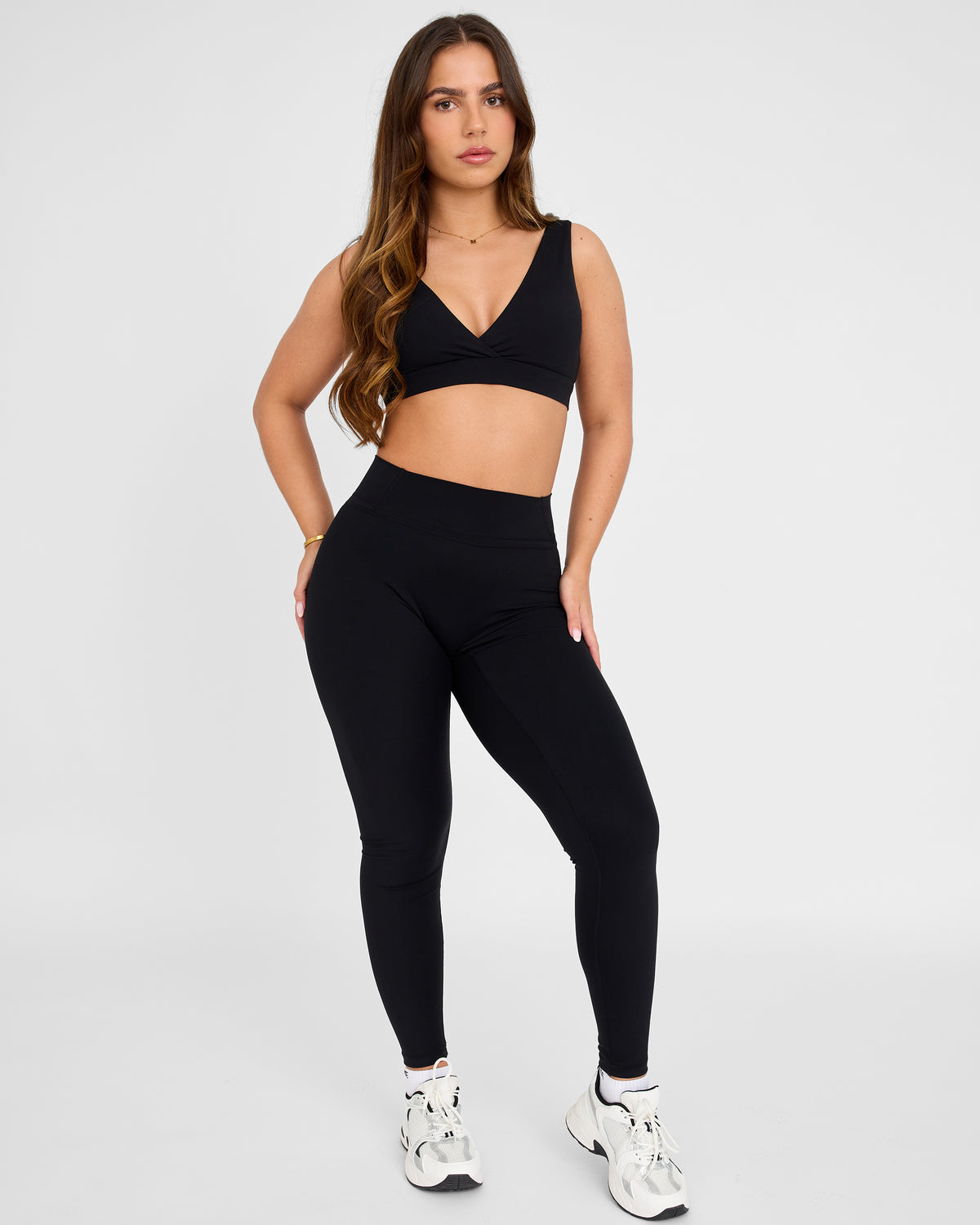 Legacy Ultimate V-Neck sports-bh